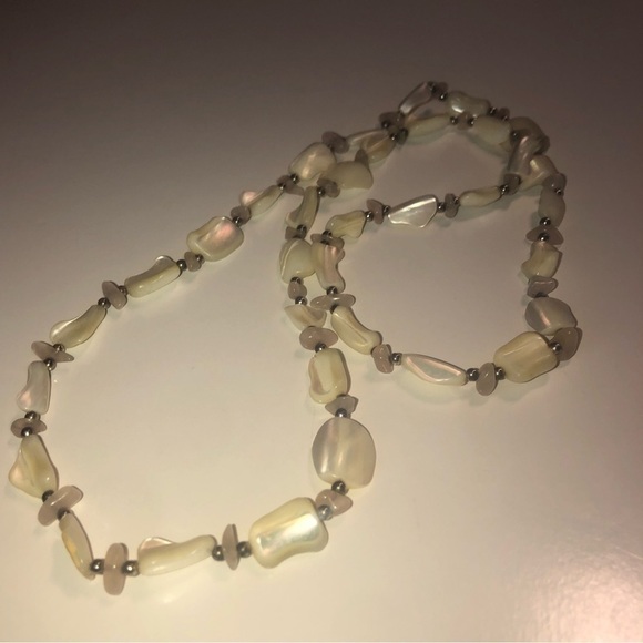 VTG Mother Of Pearl MOP & Rose Quartz Stone Beaded Endless Necklace No Clasp 31” - Picture 2 of 5